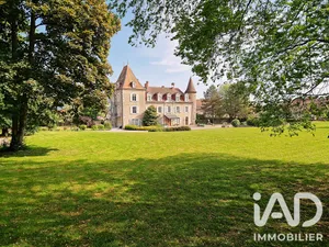 Château à Pagney (39350)