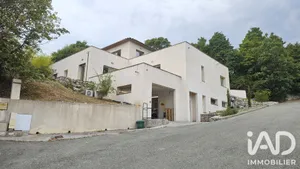 Maison à Coursegoules (06140)