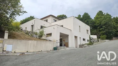 Maison à Coursegoules (06140)