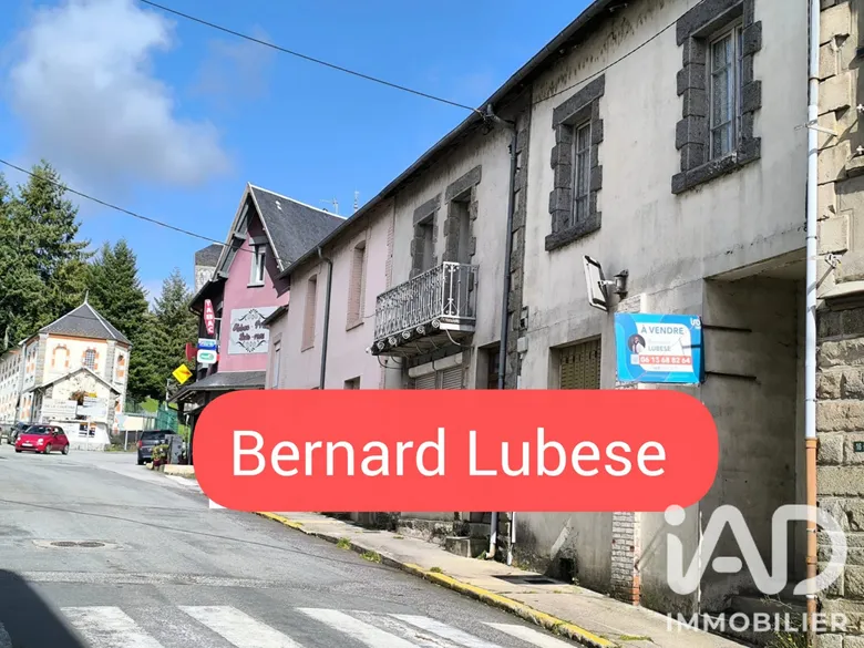 Maison 5 pièces 90 m² · à La Courtine · 90 m² · 25 000 €