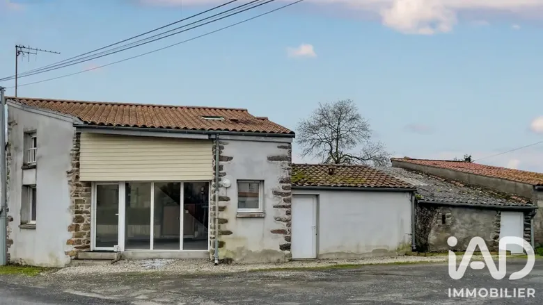 Maison 4 pièces 76 m² · à Clisson · 75,8 m² · 168 000 €