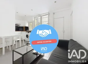 Apartment in Paris (75011)