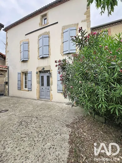 Townhouse in Barcelonne-du-Gers (32720)