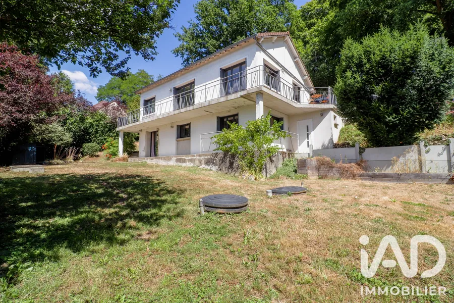 Maison à Châteaufort (78117) photo 3