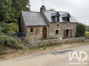 House in Pont-de-Buis-lès-Quimerch (29590)