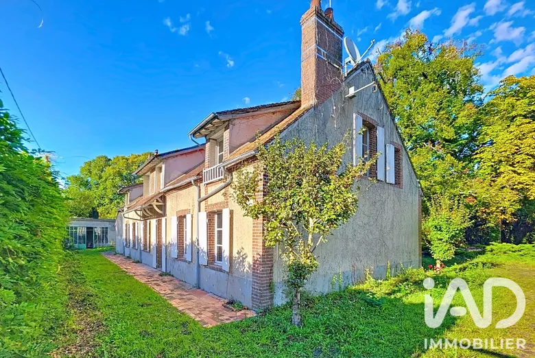 Maison 8 pièces 230 m² · à Nogent-sur-Vernisson · 230 m² · 175 000 €