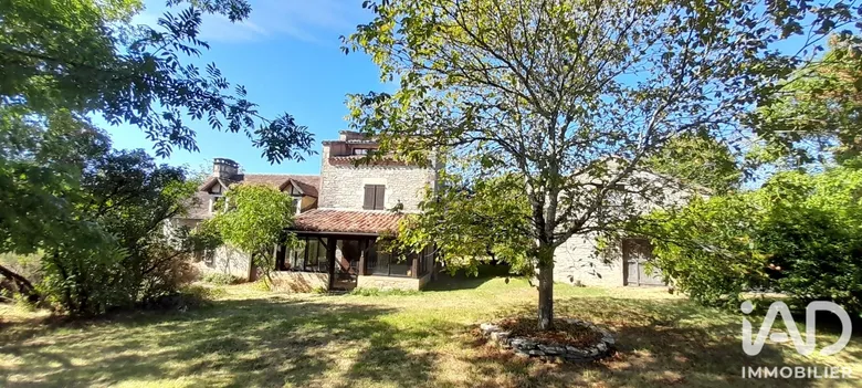 Maison 5 pièces 132 m² · à Saillac · 132 m² · 239 000 €