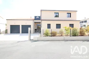 Architectural house in Basse-Goulaine (44115)
