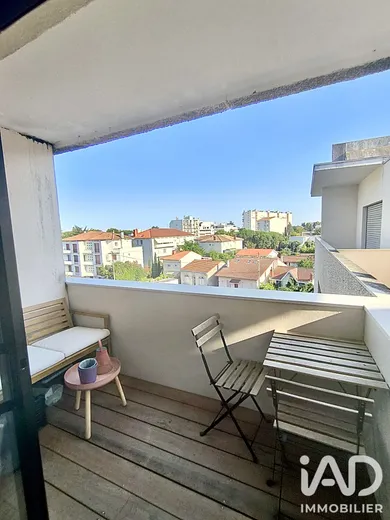 Appartement à Bordeaux (33200)