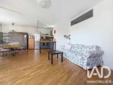 Apartment in Saint-Ouen-sur-Seine (93400)