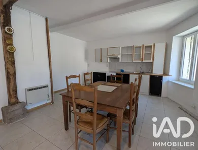 Maison de village à Thevet-Saint-Julien (36400)