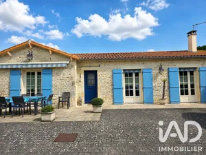 Maison à Aiffres (79230)