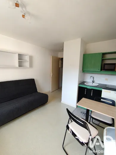 Studio à Chambéry (73000)