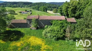 Ferme à Saint-Genès-la-Tourette (63580)