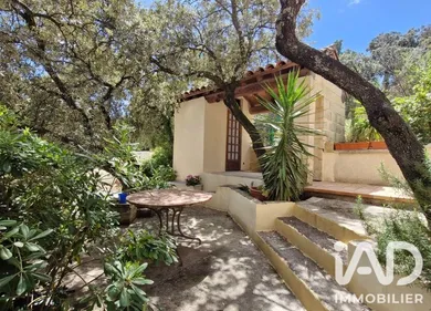 Maison à Villeneuve-lès-Avignon (30400)