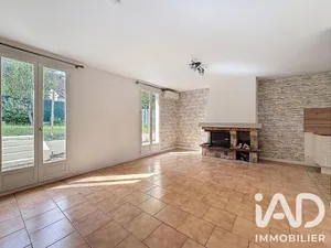 Maison traditionnelle à Pringy (77310)