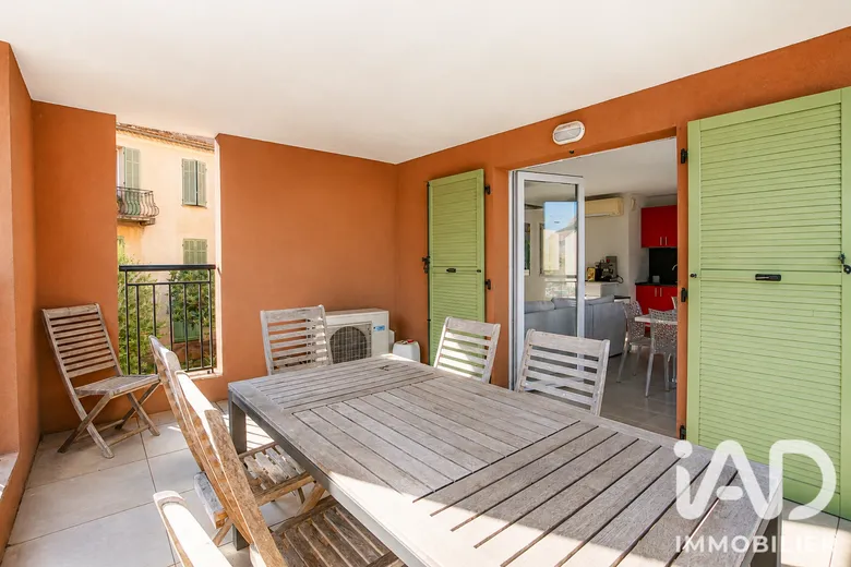 Appartement 3 pièces 64 m² · à Roquebrune-sur-Argens · 63,6 m² · 255 000 €