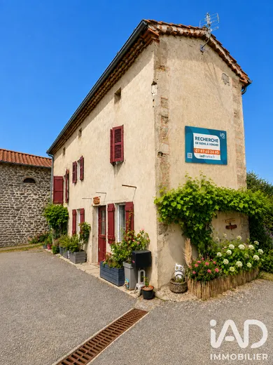 Maison de campagne à Couteuges (43230)