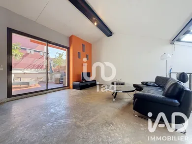 Apartment in Marseille (13001)