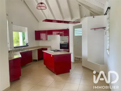 Maison à Baie-Mahault (97122)