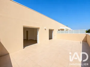 Apartment in Monteux (84170)