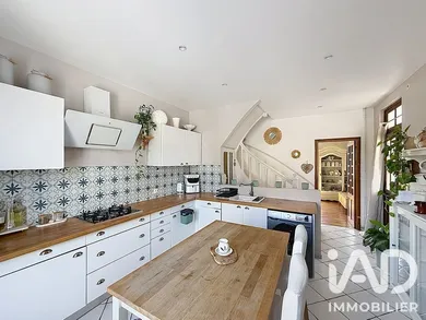 House in Romilly-sur-Seine (10100)
