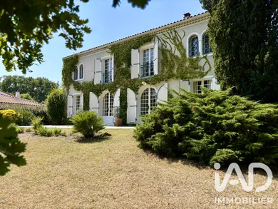 Maison d'architecte à Médis (17600)