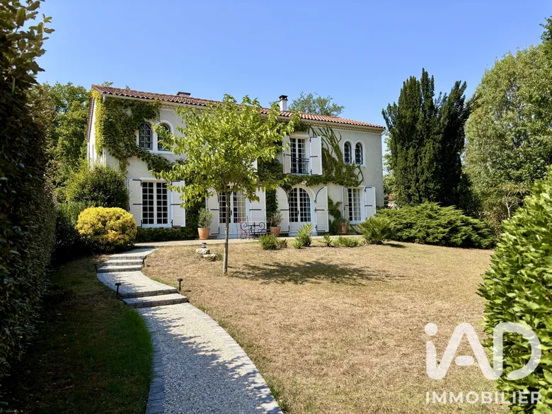 Maison 7 pièces 198 m² · à Médis · 198 m² · 748 000 €