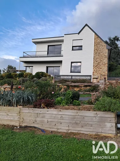 Maison à Le Val-Saint-Père (50300)