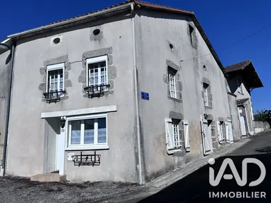 Maison à Beugnon-Thireuil (79130)