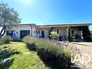 Maison à Saint-Denis-de-Pile (33910)