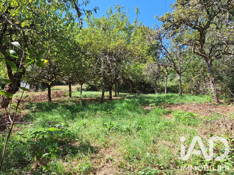 Terrain 1164 m² · à Bâtir À Crandelles · 1 164 m² · 25 000 €
