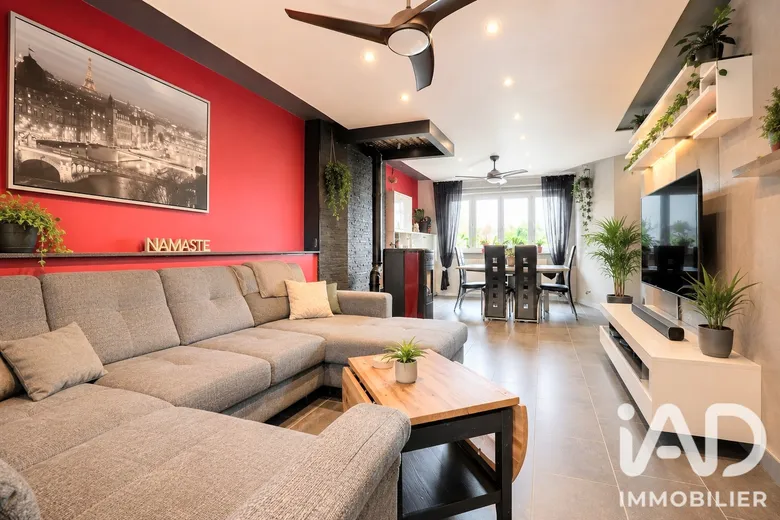 Maison 7 pièces 242 m² · à Falck · 242 m² · 220 000 €