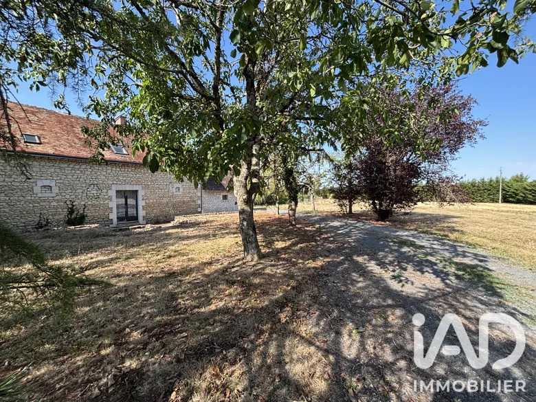 Maison 6 pièces 170 m² · à Nouans-les-Fontaines · 170 m² · 173 500 €