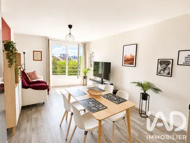 Appartement à Fleury-Mérogis (91700)