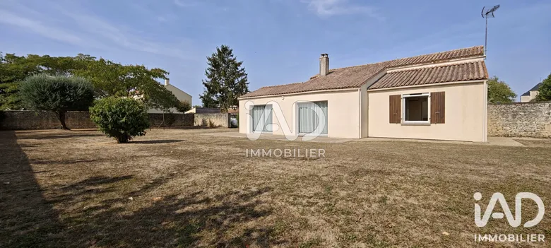 Maison 4 pièces 115 m² · à Les Velluire-sur-Vendée · 115 m² · 179 000 €