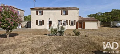 Village house in Les Velluire-sur-Vendée (85770)