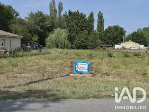 Building plot in Braud-et-Saint-Louis (33820)