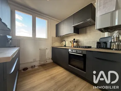 Appartement à Le Vaudreuil (27100)