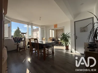 Appartement à Le Vaudreuil (27100)