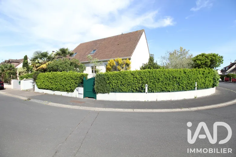 Maison 4 pièces 100 m² · à Sannerville · 100 m² · 223 500 €