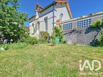Maison à Laroche-Saint-Cydroine (89400)
