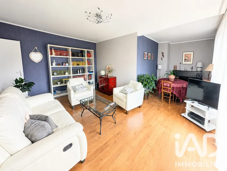 Appartement 5 pièces 96 m² · à Orléans · 96 m² · 130 000 €