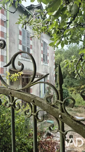 Maison à Saint-Léonard-de-Noblat (87400)