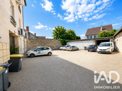 Immeuble à Fère-en-Tardenois (02130)