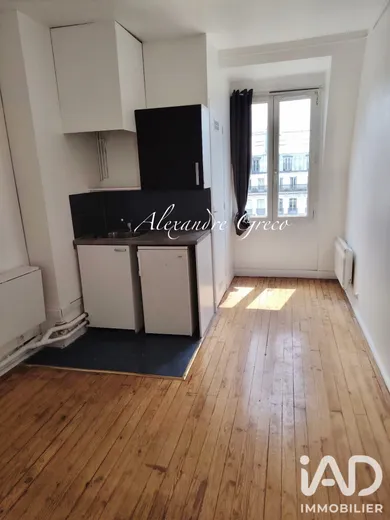 Studio à Paris (75017)