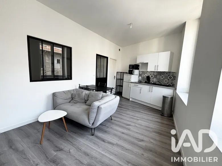 Appartement 2 pièces 27 m² · à Saint-Étienne · 26,7 m² · 450 €