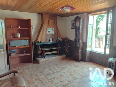Maison de campagne à Bournezeau (85480)