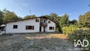 House in Saint-Selve (33650)