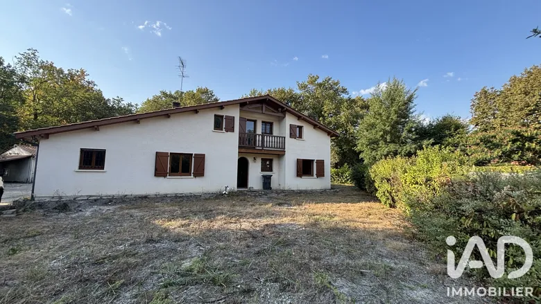 Maison 7 pièces 157 m² · à Saint-Selve · 157 m² · 416 000 €